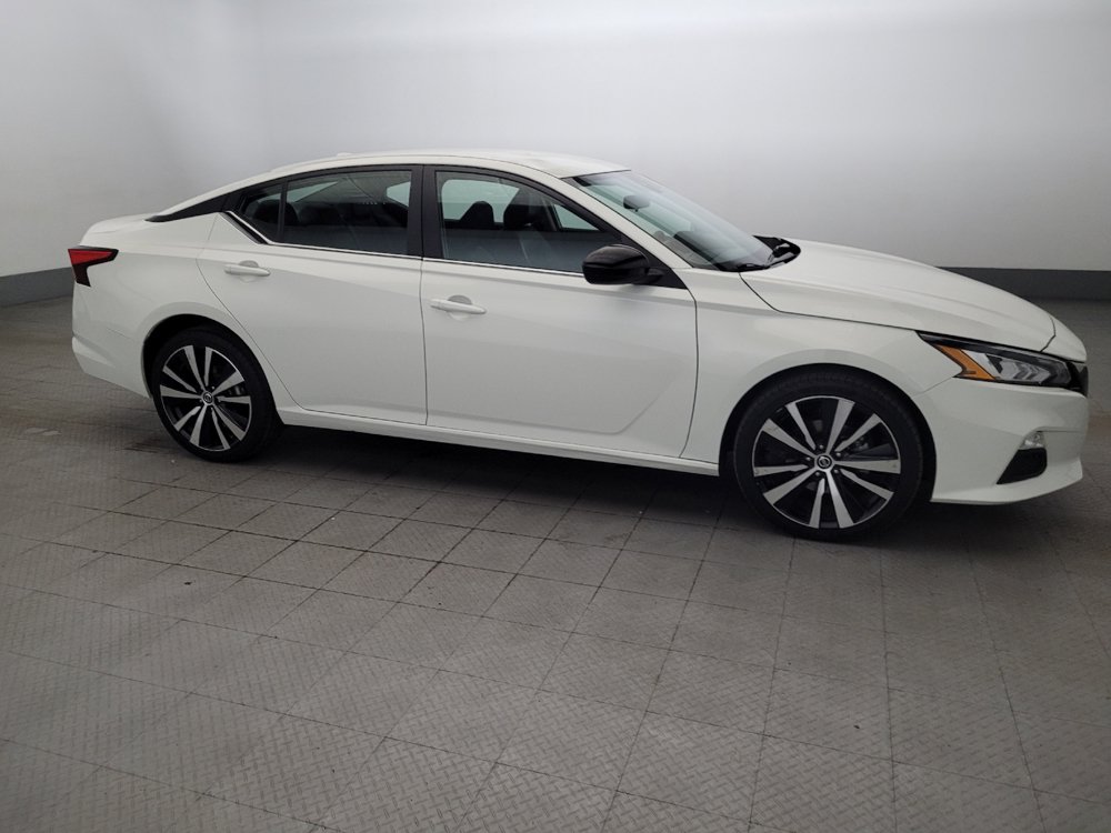 Used 2022 Nissan Altima 2.5 SR AWD/4WD image 11