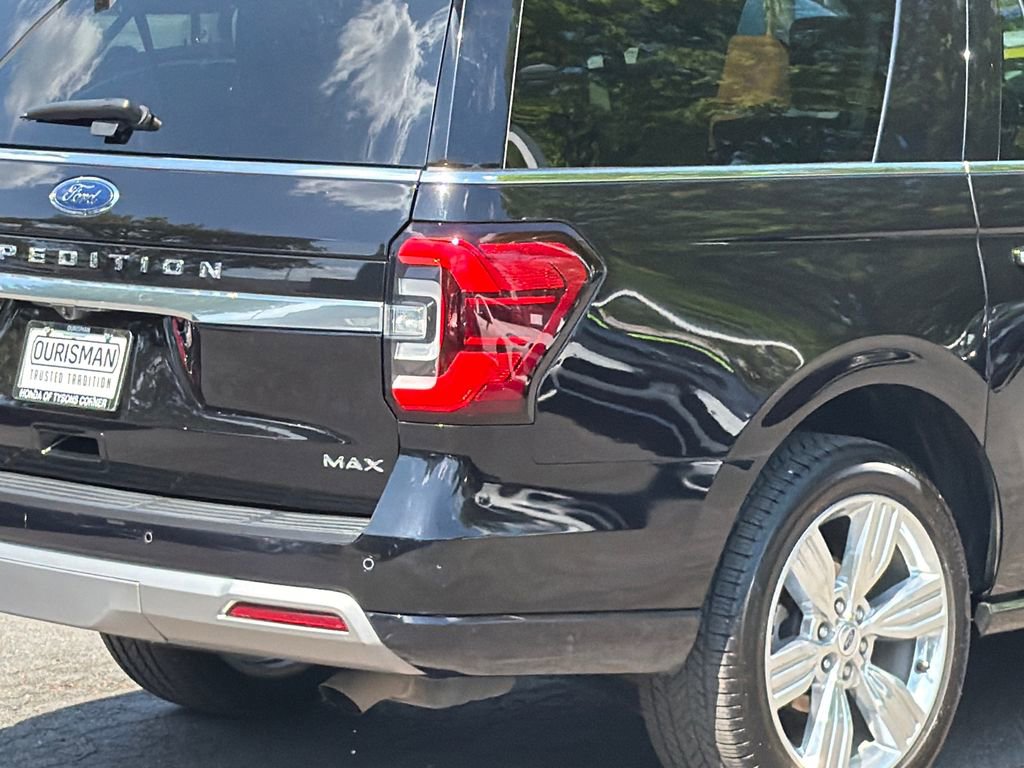 Used 2023 Ford Expedition Max Platinum AWD/4WD image 7