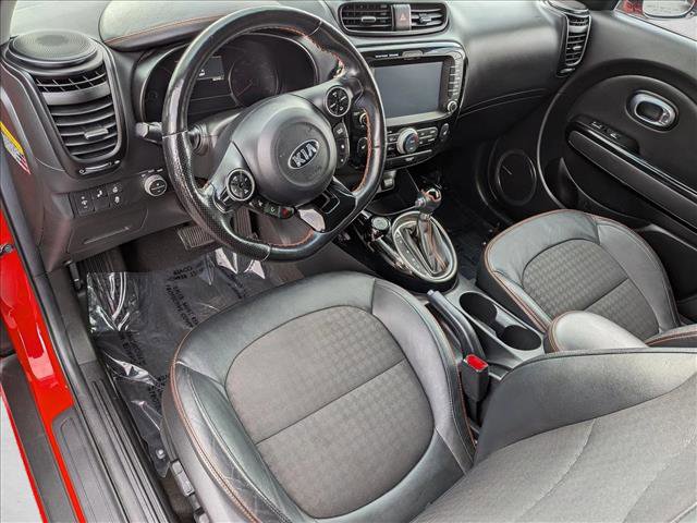 Used 2017 Kia Soul ! w/ Tech Package FWD image 10