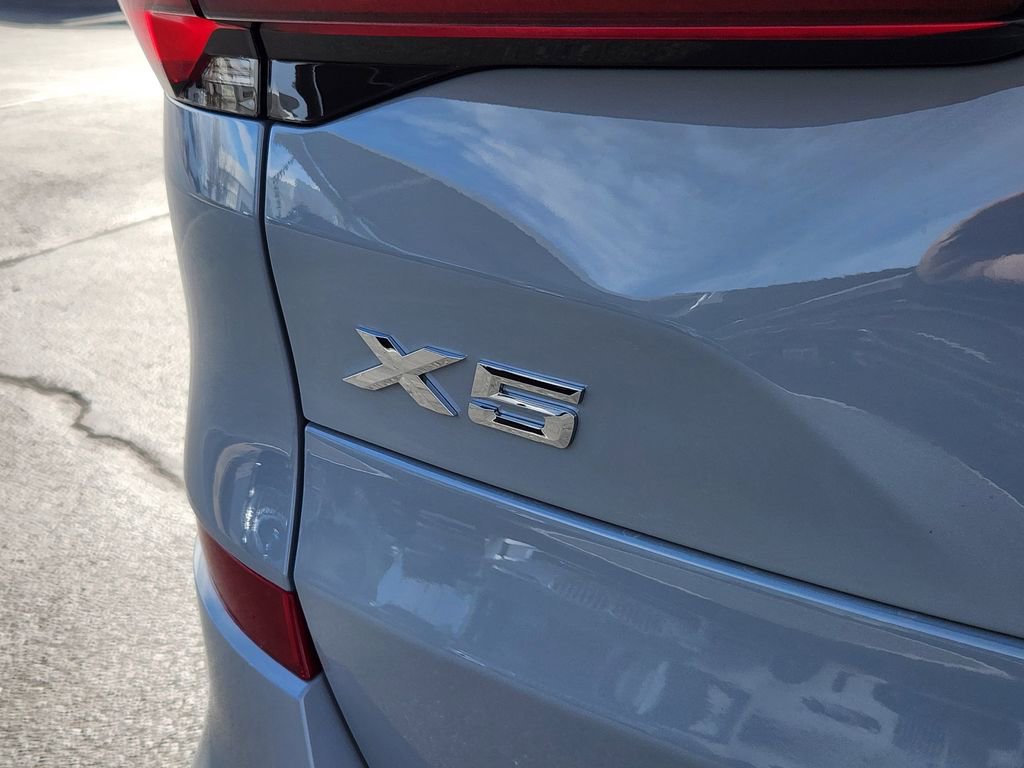 New 2026 BMW X5 xDrive50e image 20