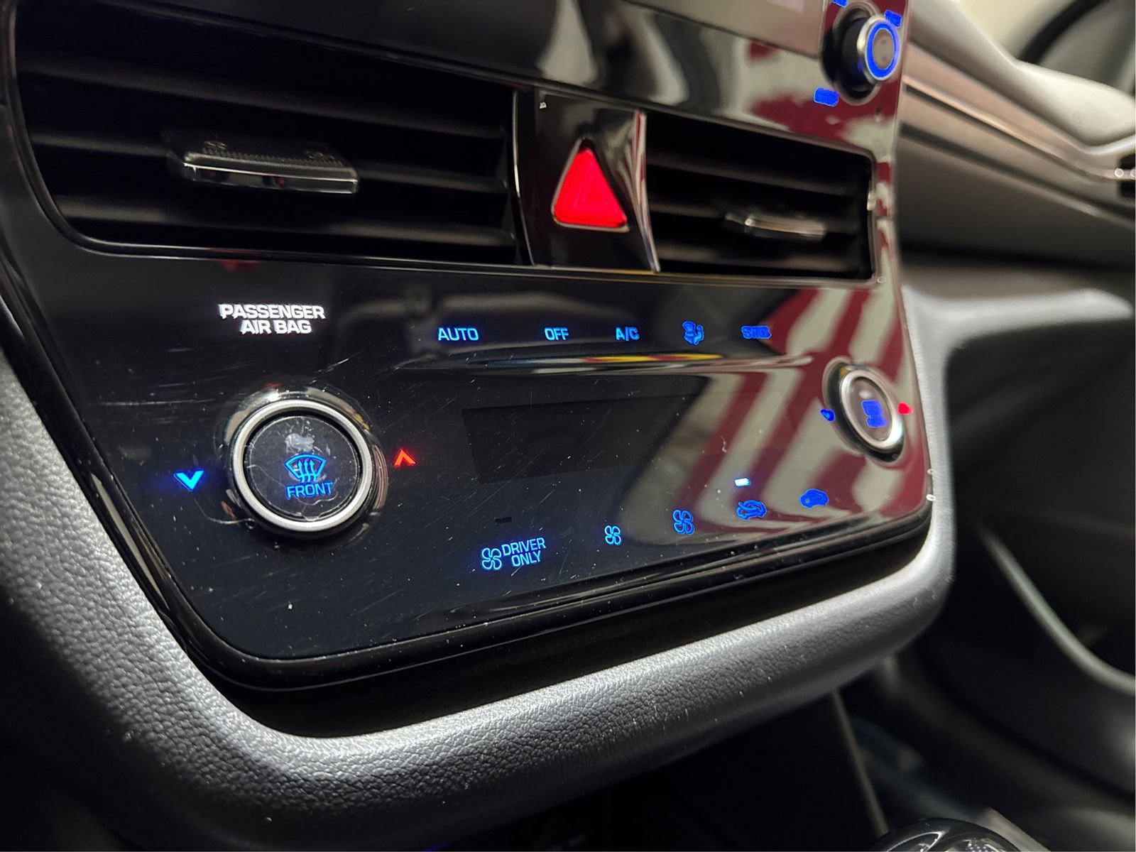 Used 2022 Hyundai Ioniq Blue FWD image 21