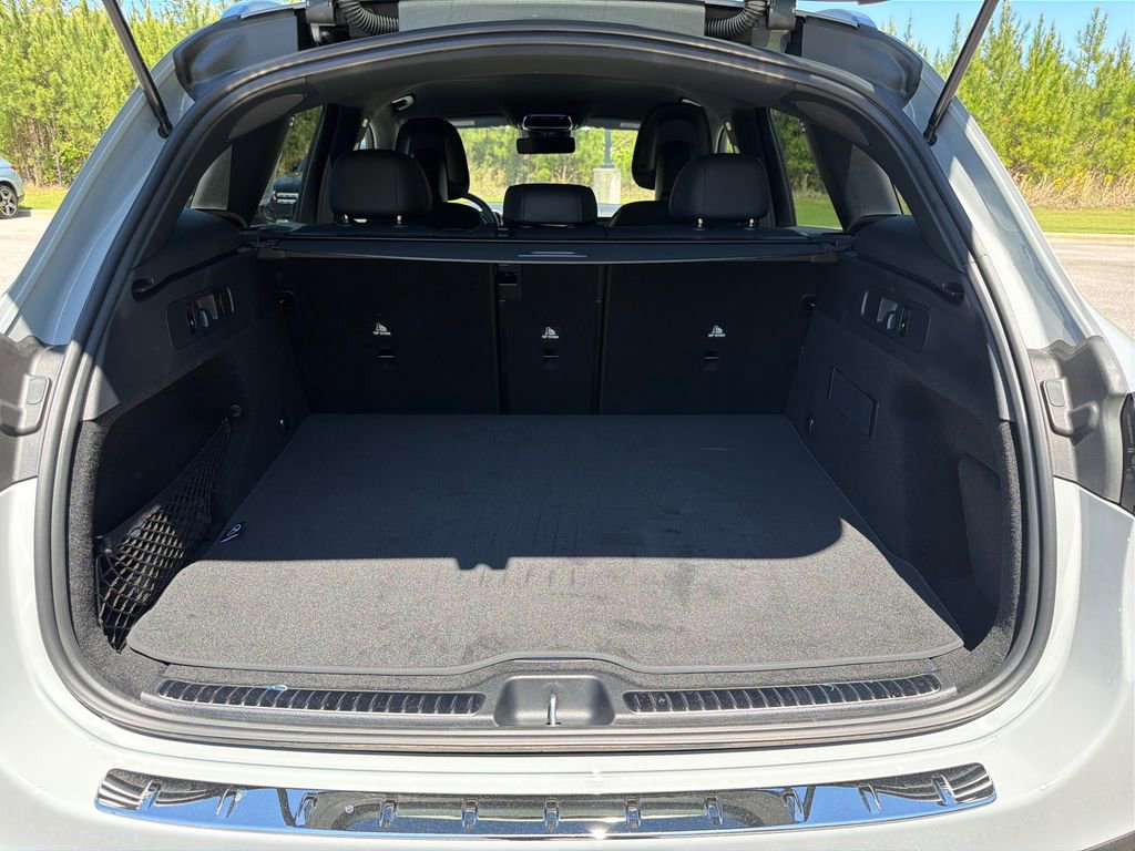 Used 2026 Mercedes-Benz GLC 300 image 29
