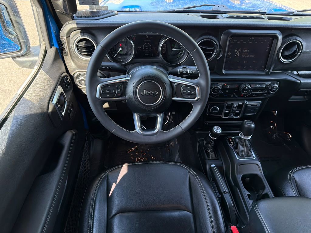 Used 2023 Jeep Wrangler Unlimited Sahara AWD/4WD image 20