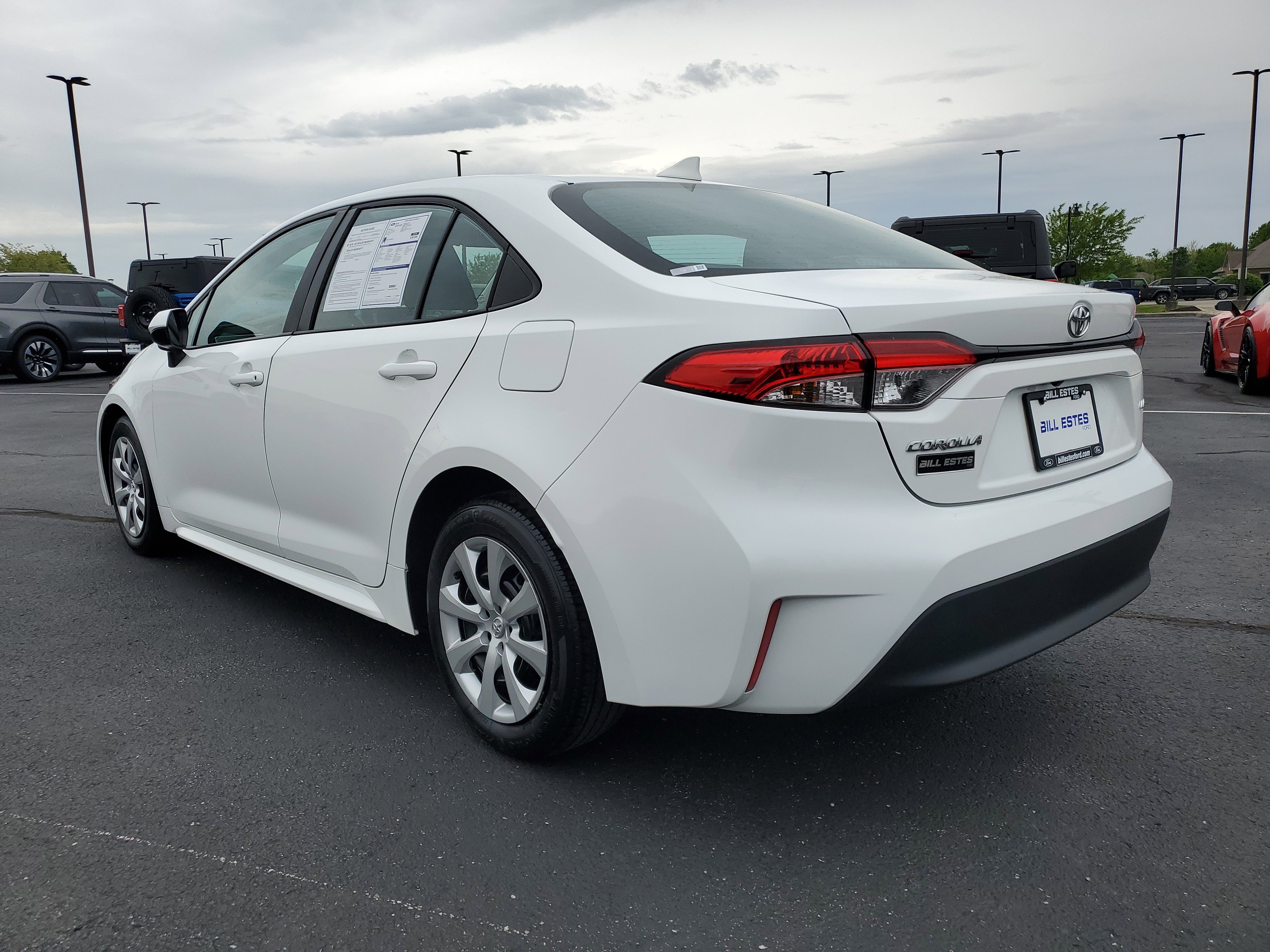 Used 2024 Toyota Corolla LE FWD image 2