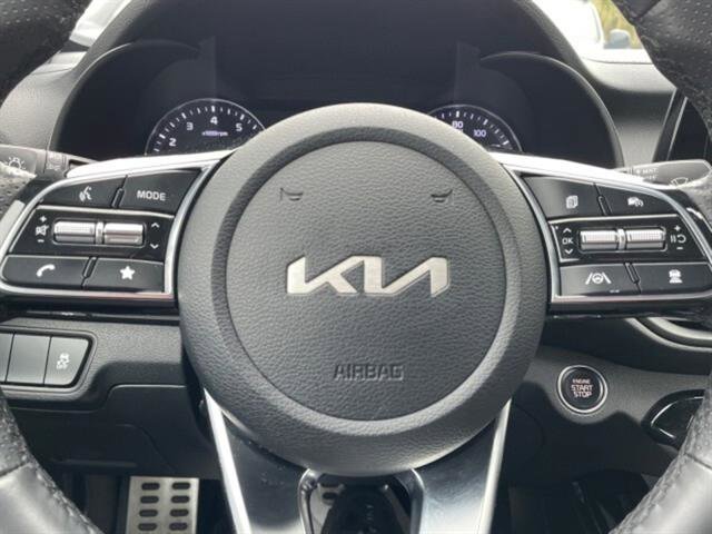 Used 2023 Kia Forte GT-Line w/ GT-Line Premium Package image 16