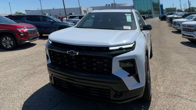 New 2026 Chevrolet Traverse RS w/ LPO, Floor Liner Package AWD/4WD image 5