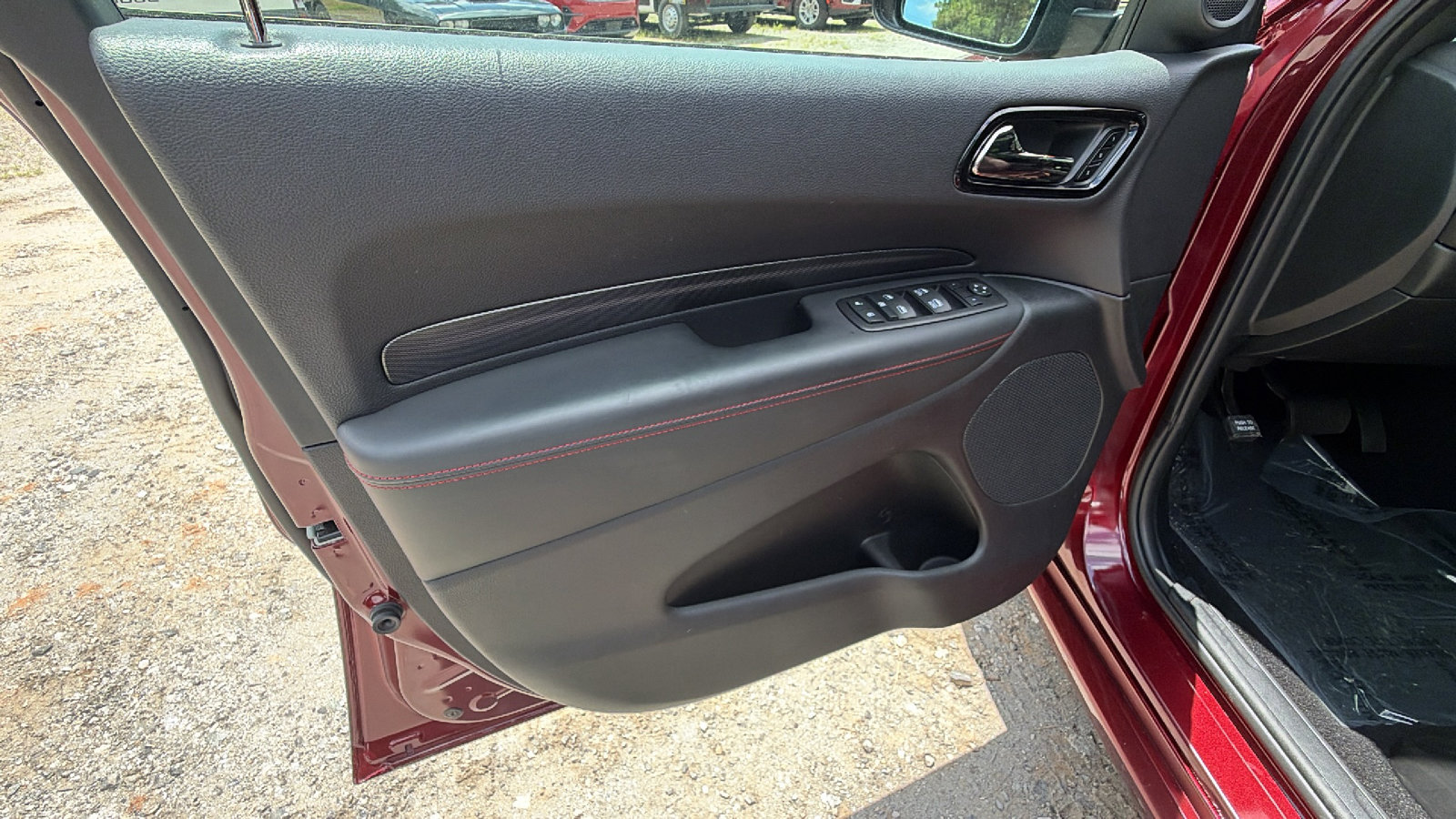 Used 2024 Dodge Durango GT RWD image 14