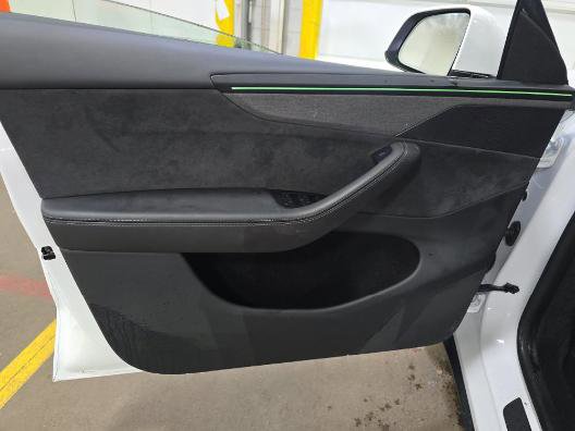 Used 2026 Tesla Model Y Long Range image 15