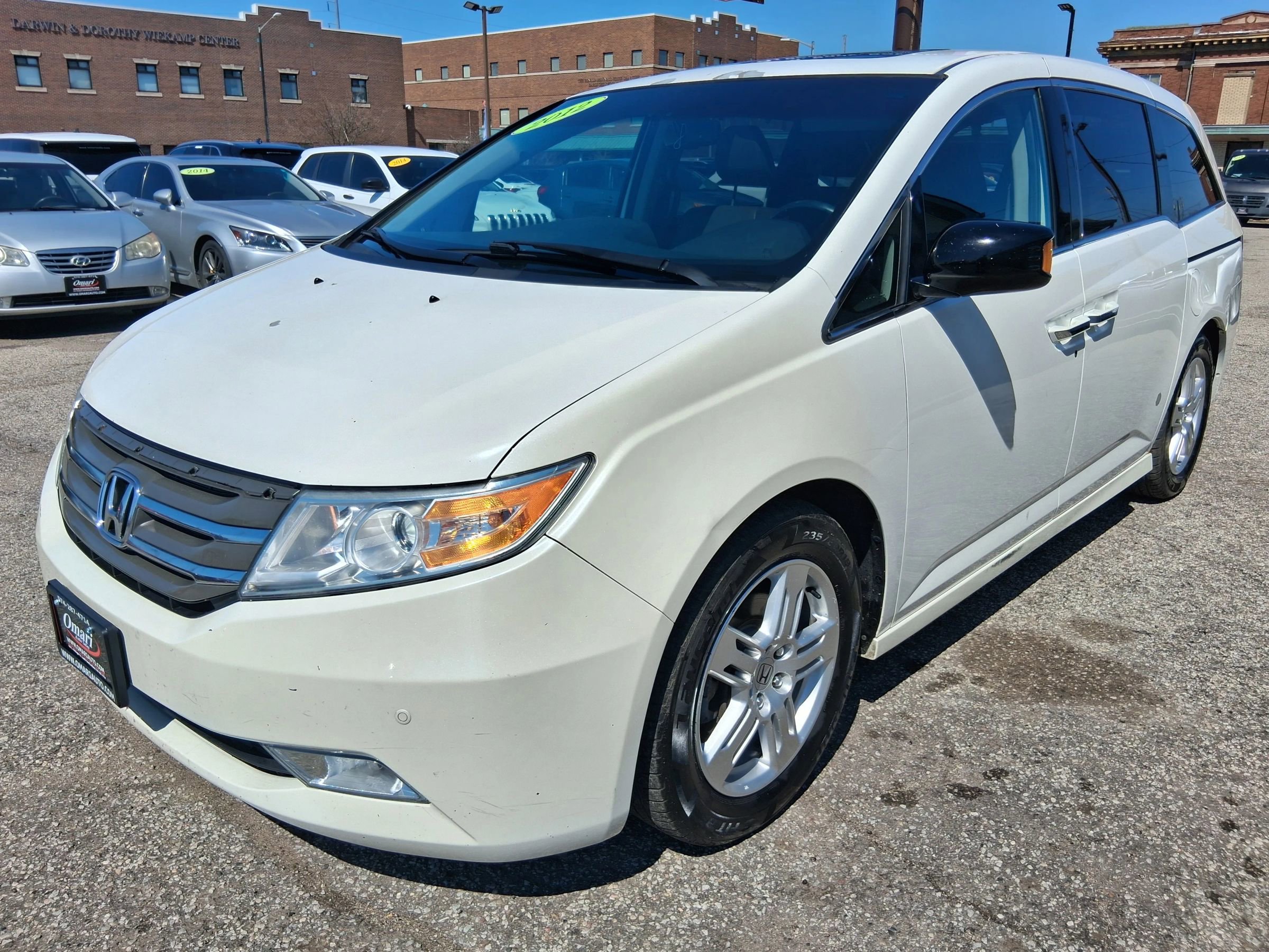 Used 2012 Honda Odyssey Touring Elite image 4