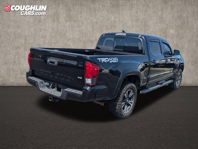 Used 2019 Toyota Tacoma TRD Sport w/ Technology Package AWD/4WD image 7