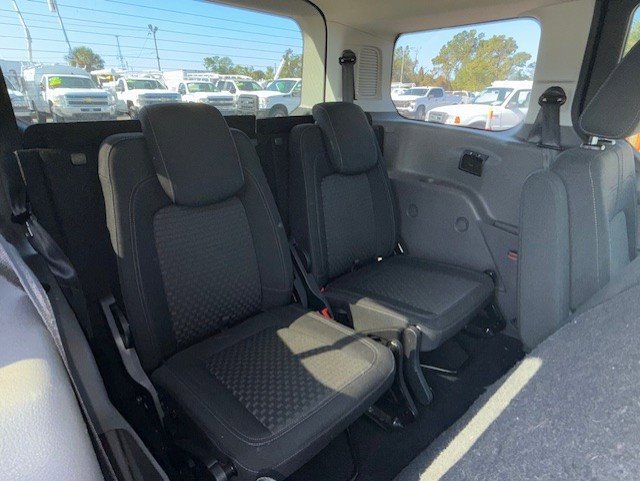 Used 2020 Ford Transit Connect XLT image 22