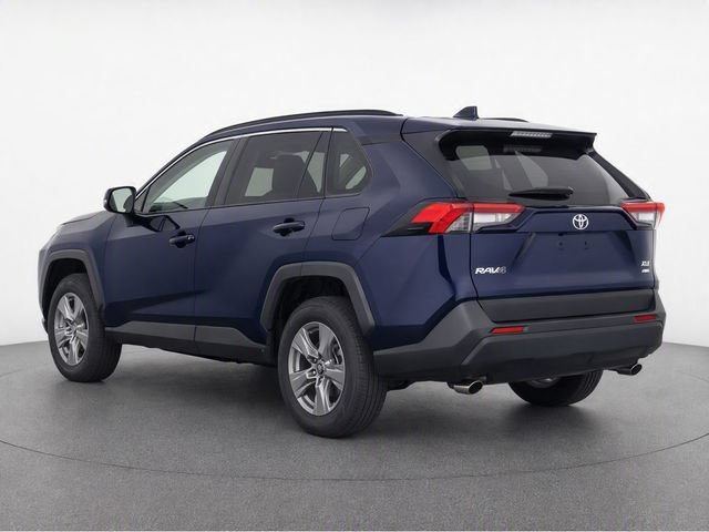 Used 2025 Toyota RAV4 XLE AWD/4WD image 3
