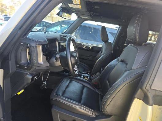 Used 2025 Ford Bronco Outer Banks AWD/4WD image 7