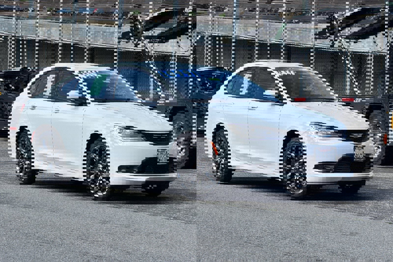 Used 2015 Chrysler 200 S w/ Navigation & Sound Group I image 2