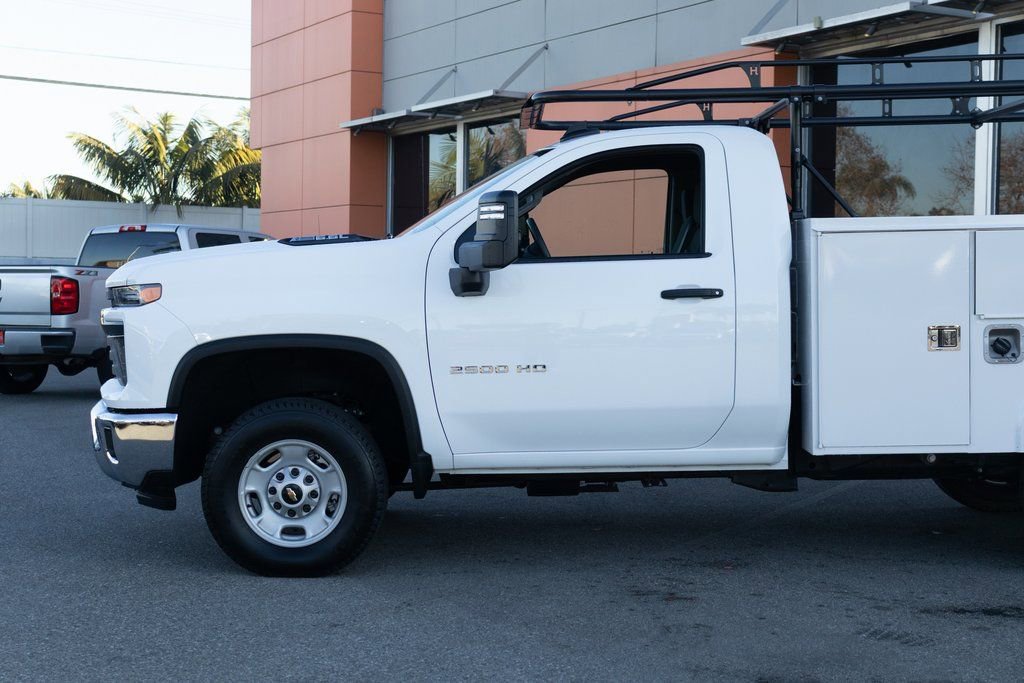 Used 2024 Chevrolet Silverado 2500 W/T w/ WT Convenience Package AWD/4WD image 8