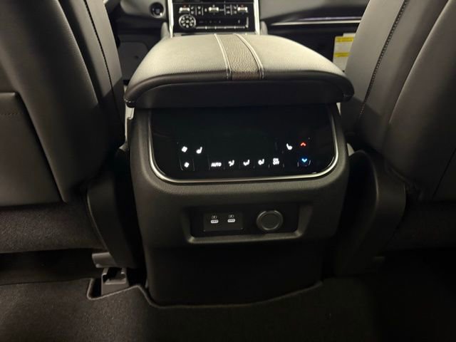 New 2025 Nissan Armada Platinum w/ Convenience Package image 16