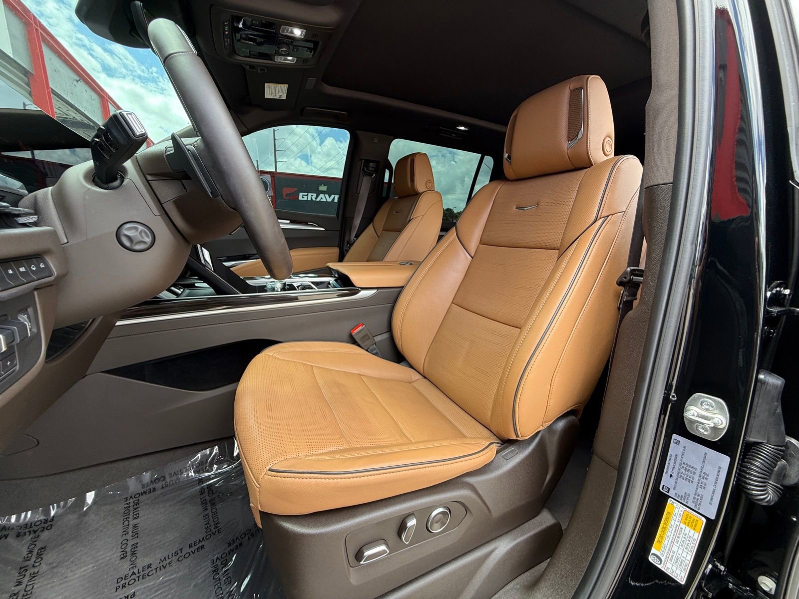 Used 2025 Cadillac Escalade ESV Premium Luxury w/ Touring Package AWD/4WD image 14