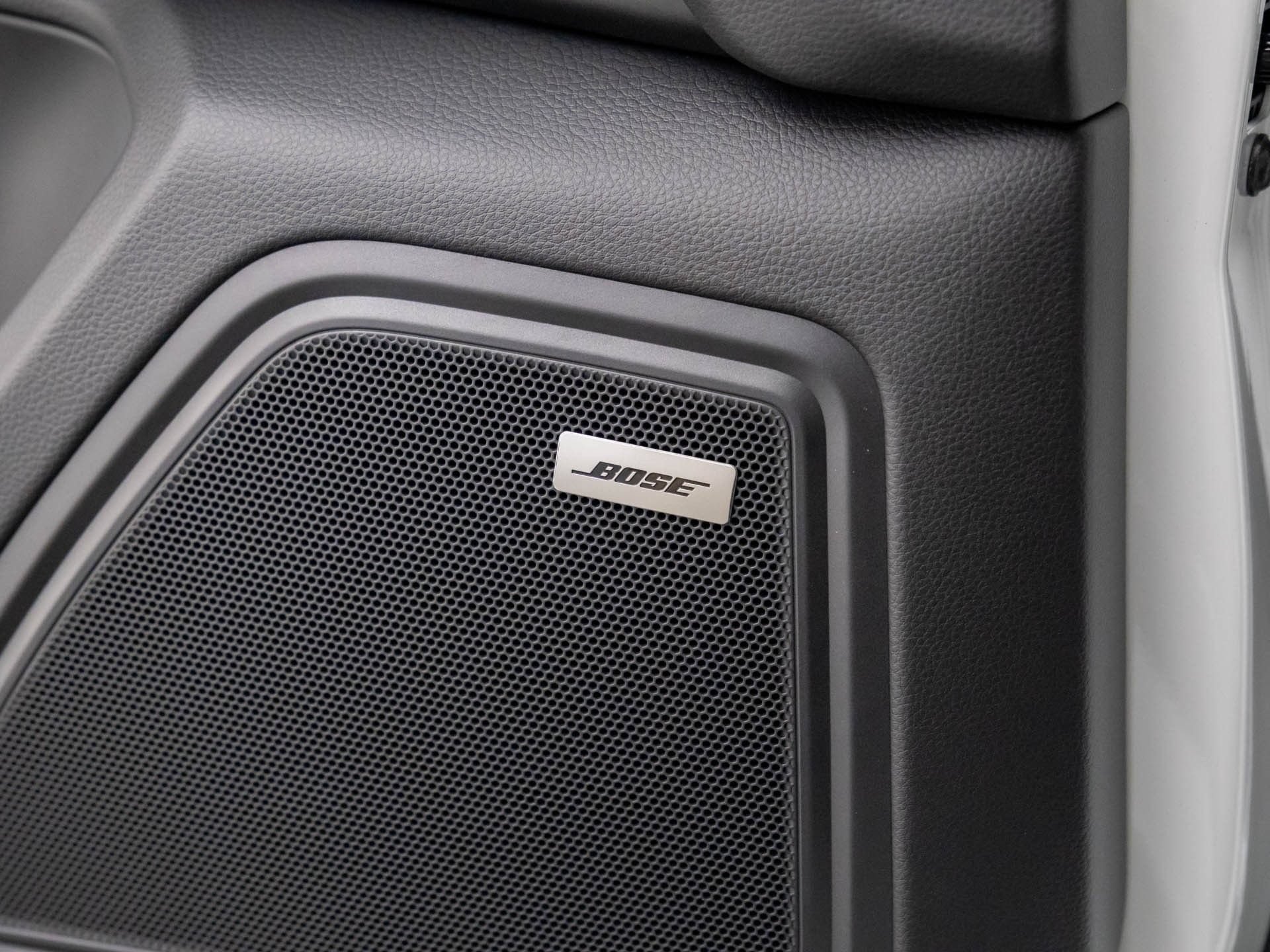 Certified 2026 Porsche Macan AWD/4WD image 21