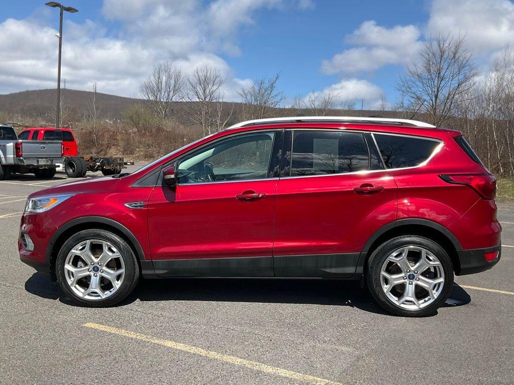 Certified 2019 Ford Escape Titanium image 28