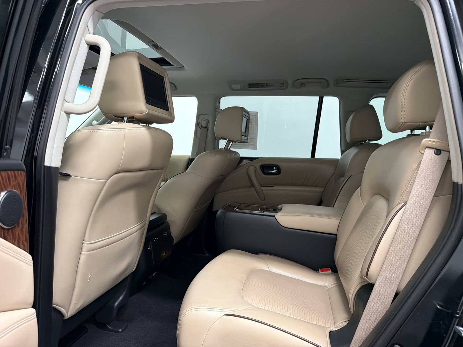 Used 2017 Nissan Armada Platinum w/ Captain Seat Package AWD/4WD image 24