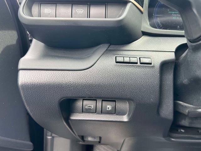 Certified 2023 Toyota Crown AWD/4WD image 23
