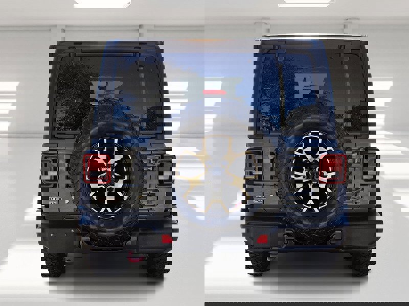 Used 2018 Jeep Wrangler Unlimited Rubicon w/ Cold Weather Group image 4