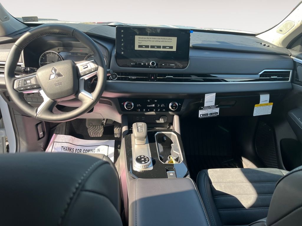 New 2026 Mitsubishi Outlander AWD image 10