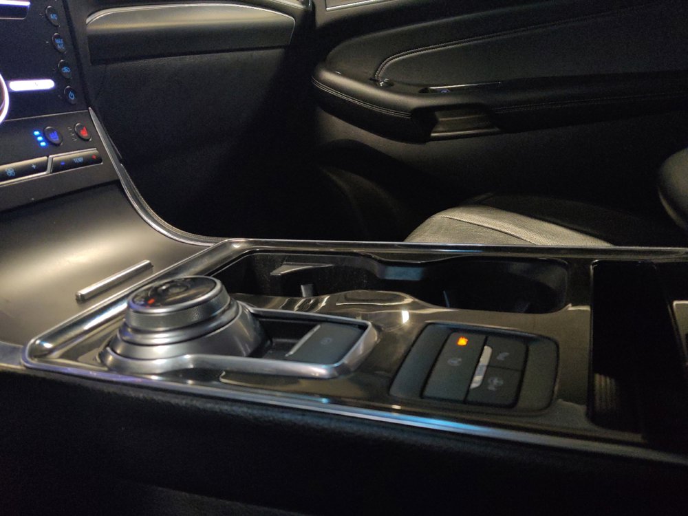 Used 2019 Ford Edge Titanium w/ Equipment Group 301A FWD image 26