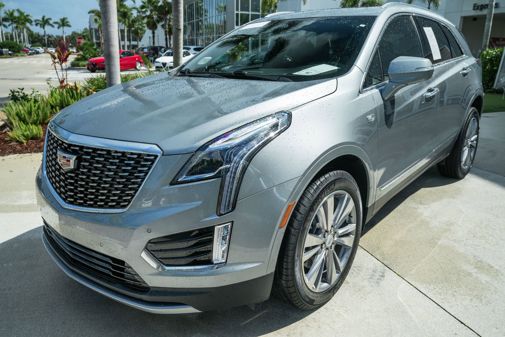 Used 2025 Cadillac XT5 Premium Luxury image 5