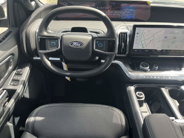 New 2027 Ford Expedition Platinum w/ Stealth Performance Package AWD/4WD image 11