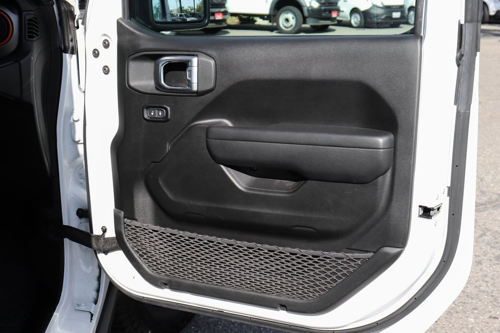 Used 2023 Jeep Gladiator Mojave w/ LED Lighting Group image 41