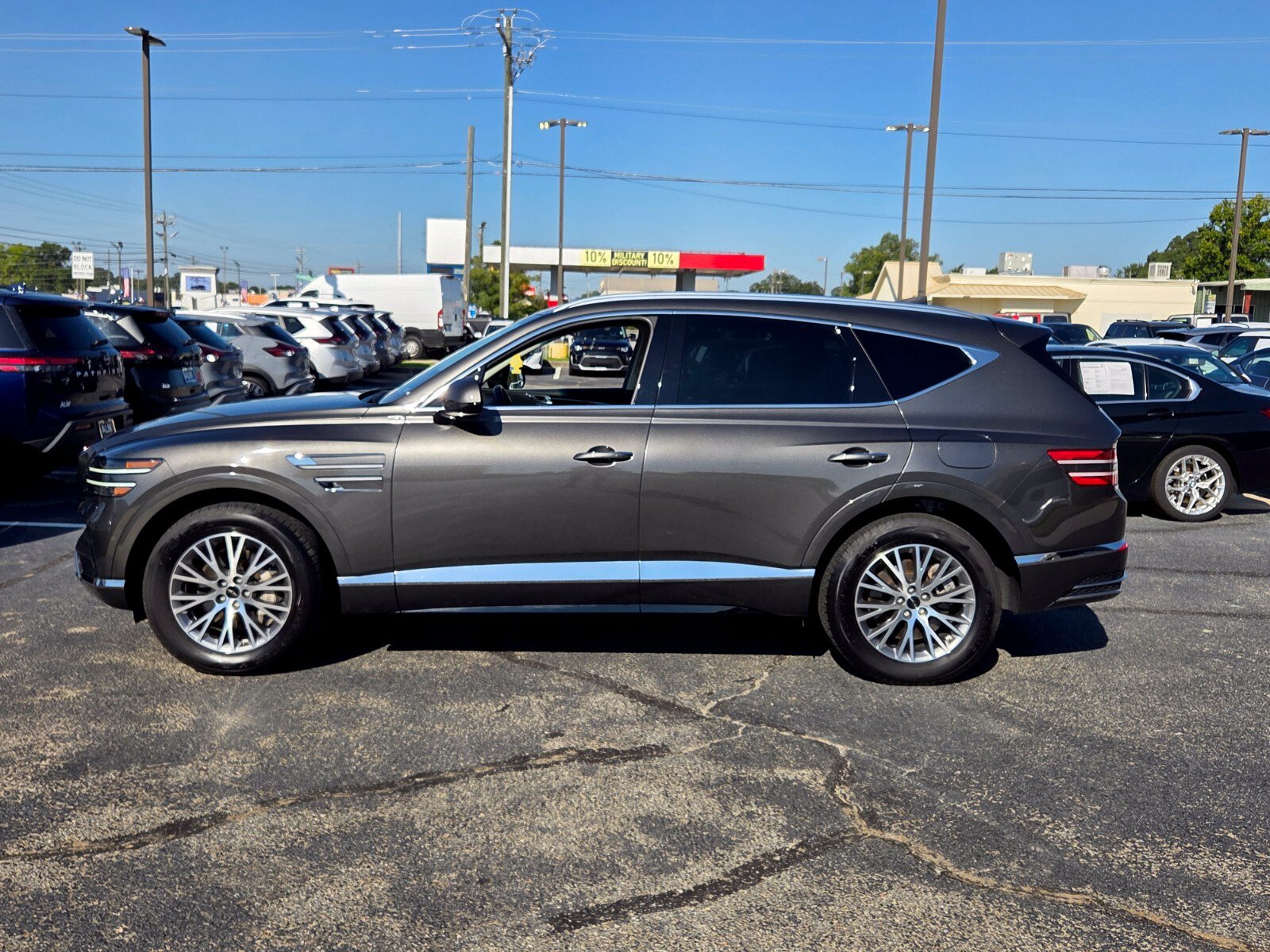 Used 2025 Genesis GV80 2.5T Standard AWD/4WD image 4