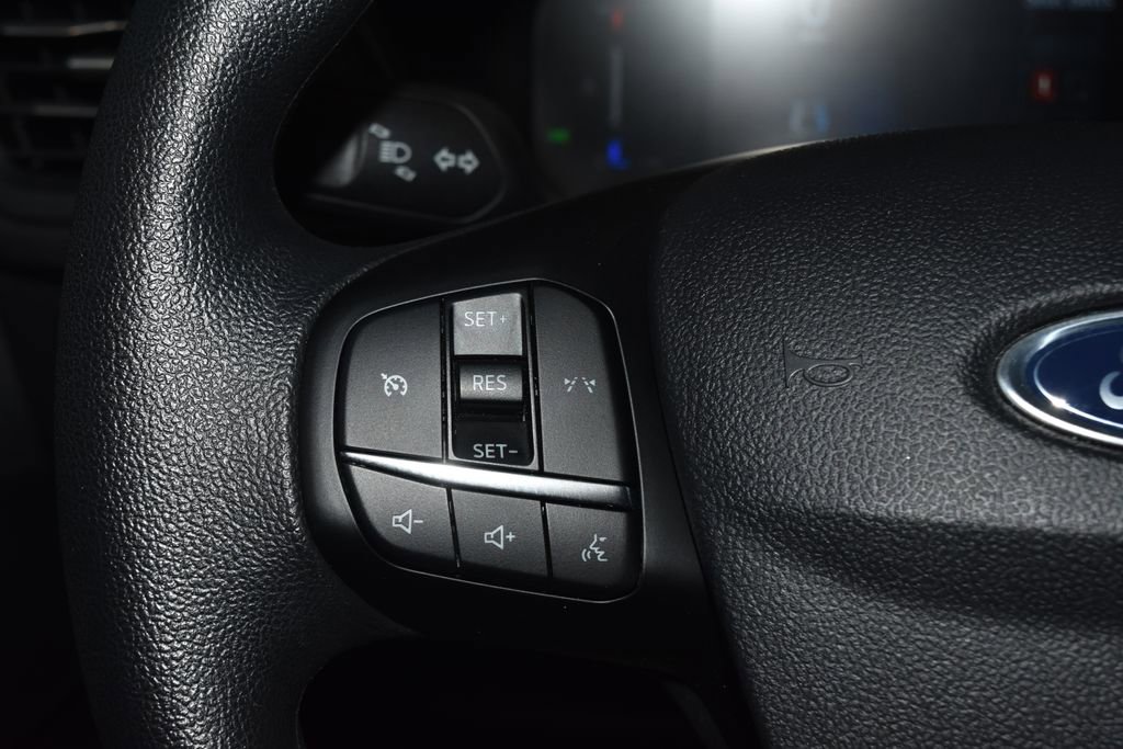 Used 2025 Ford Escape Active AWD/4WD image 7