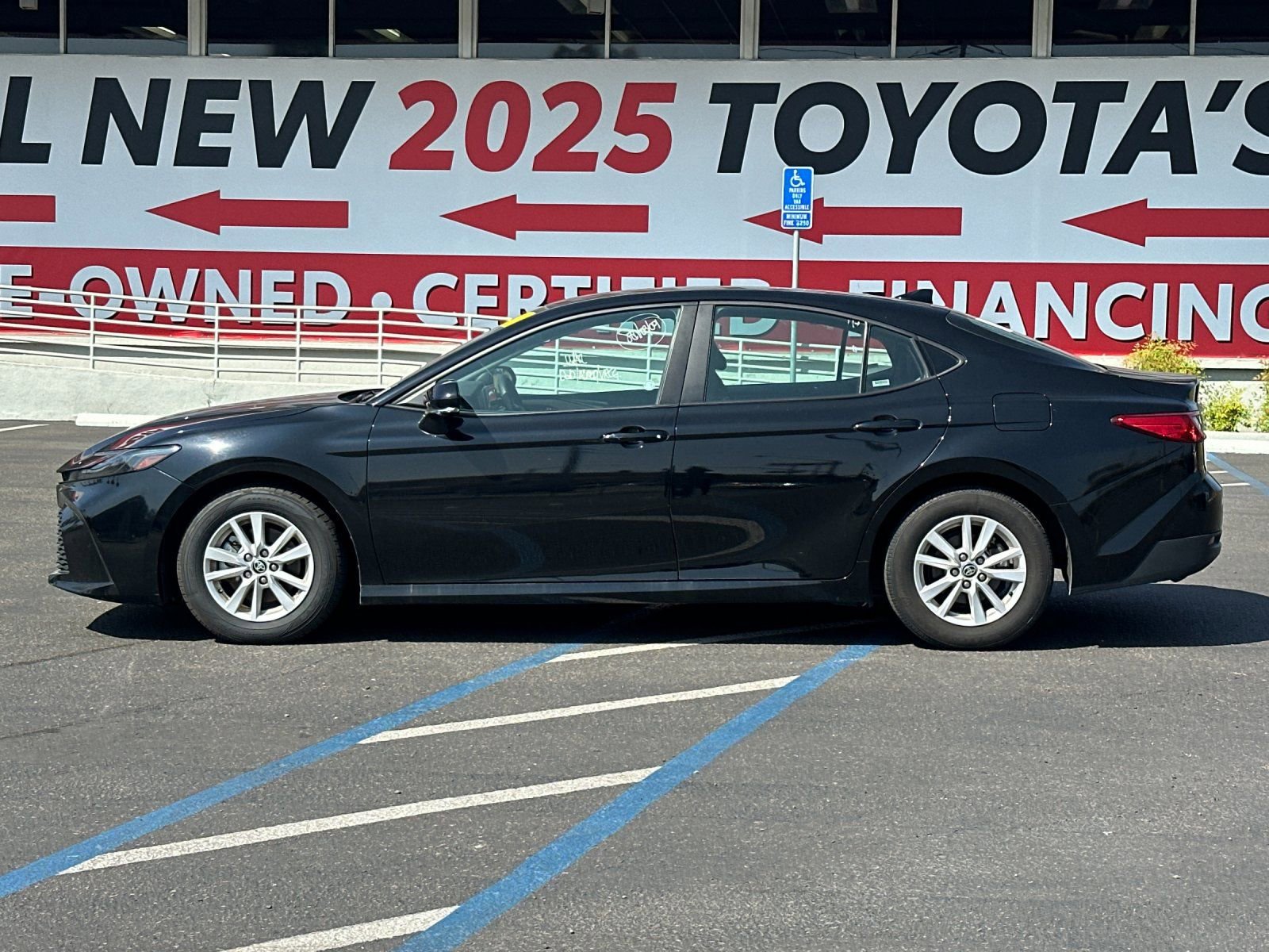 Used 2025 Toyota Camry LE FWD image 2