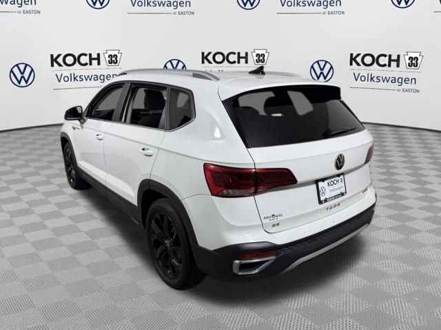 Used 2022 Volkswagen Taos SE w/ IQ.Drive SE Package AWD/4WD image 6