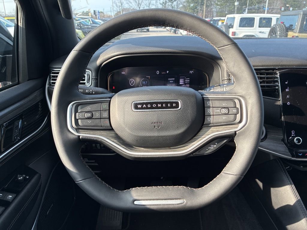 Used 2024 Jeep Wagoneer Series III image 21