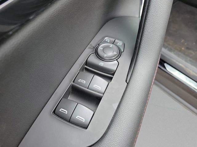 Used 2025 Chevrolet Blazer RS FWD image 13