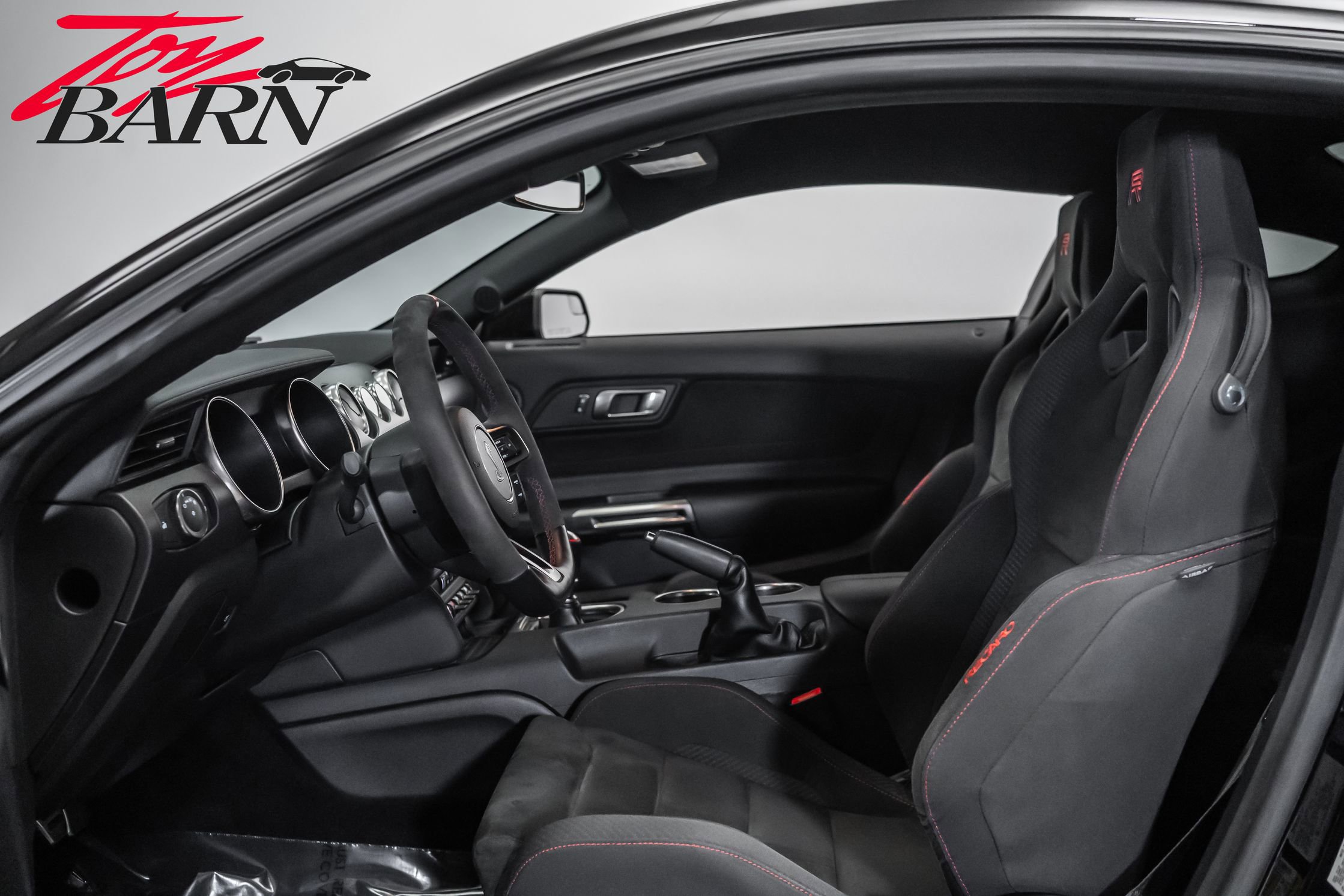 Used 2018 Ford Mustang Shelby GT350R w/ GT350R Equipment Group 920A image 26