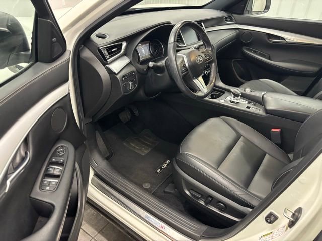 Used 2020 INFINITI QX50 Essential w/ Edition 30 Package image 12