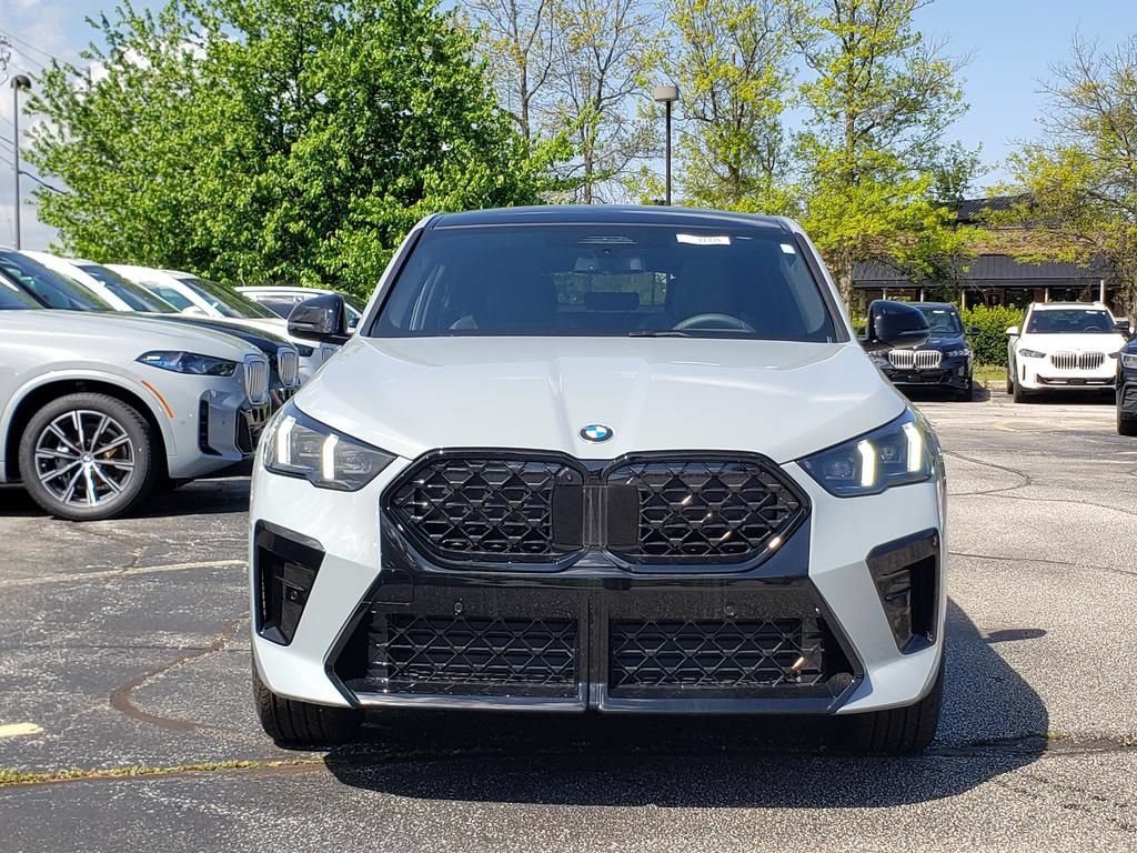 New 2026 BMW X2 xDrive28i w/ Technology Package AWD/4WD image 2