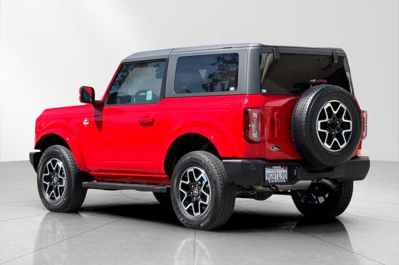 Used 2023 Ford Bronco Outer Banks image 5