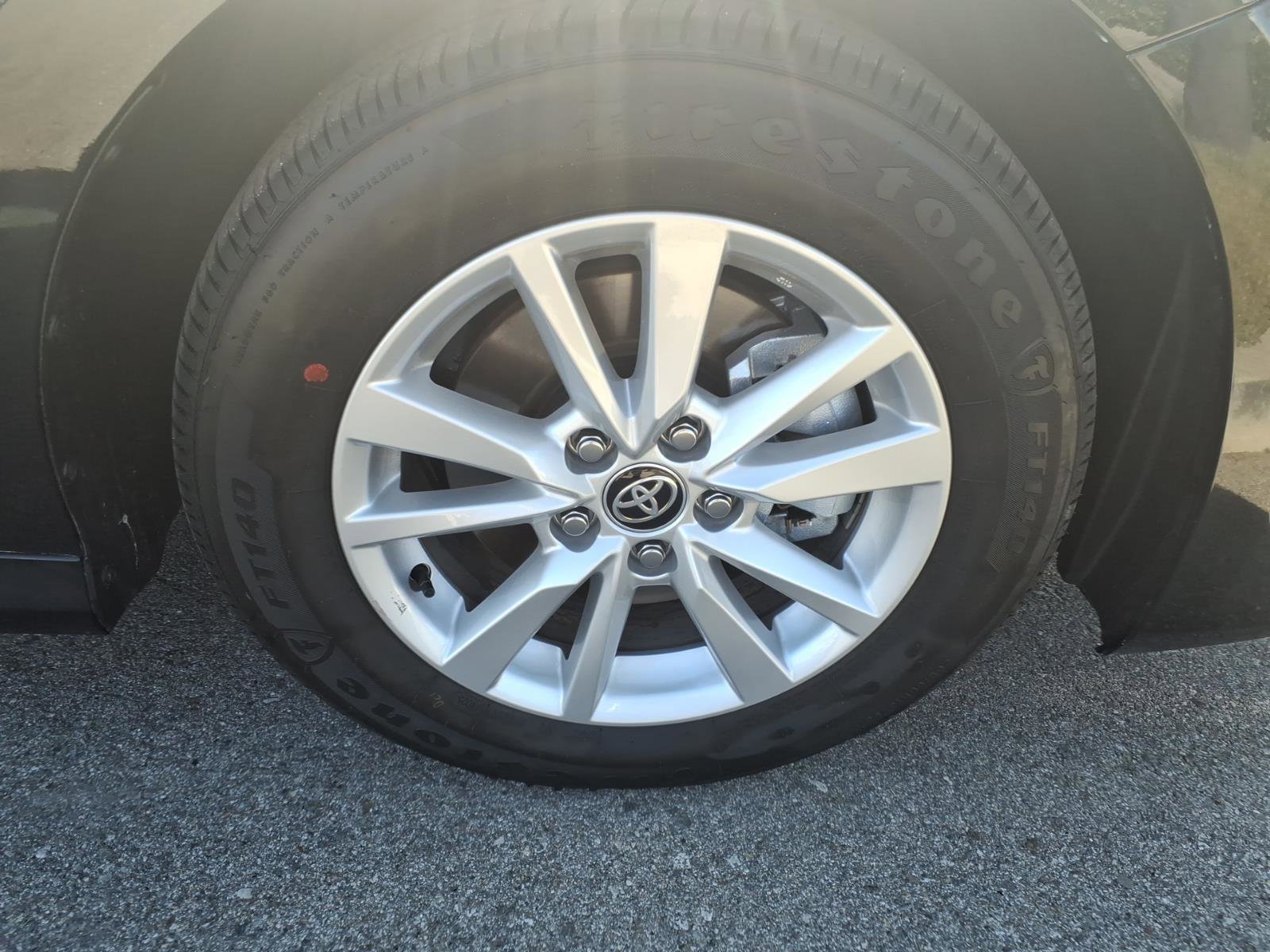 Used 2026 Toyota Camry LE image 4