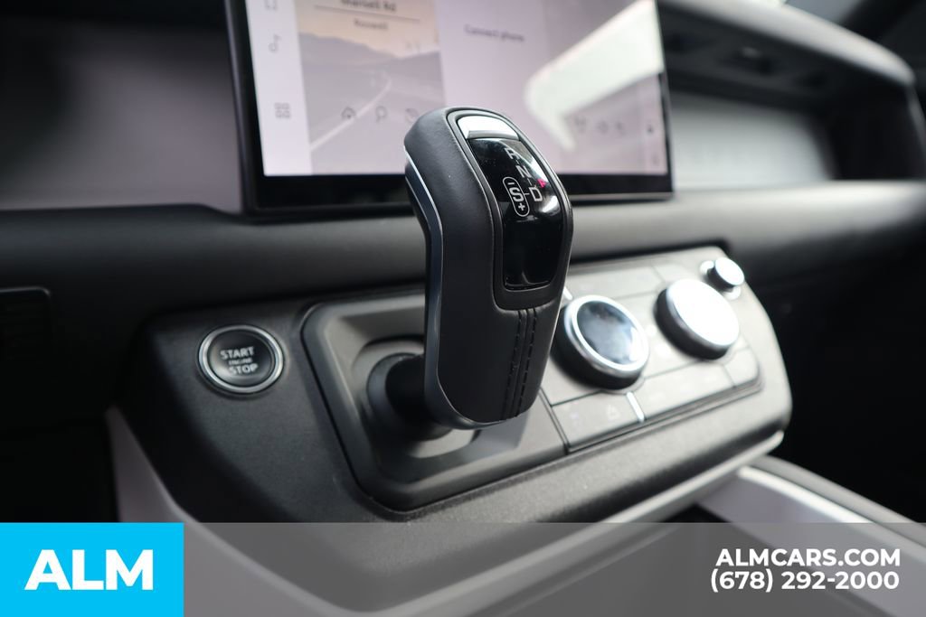 Used 2025 Land Rover Defender 110 S image 34