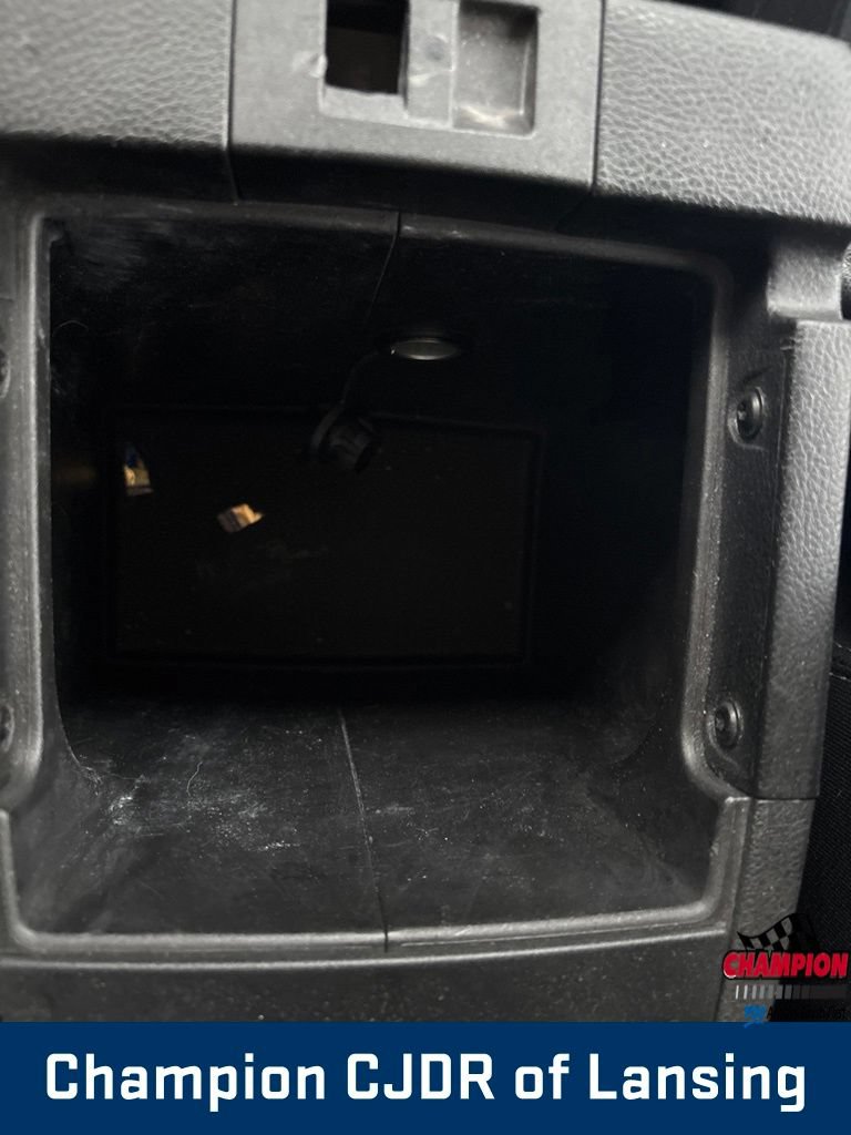 Used 2016 Jeep Wrangler Unlimited Sahara AWD/4WD image 23