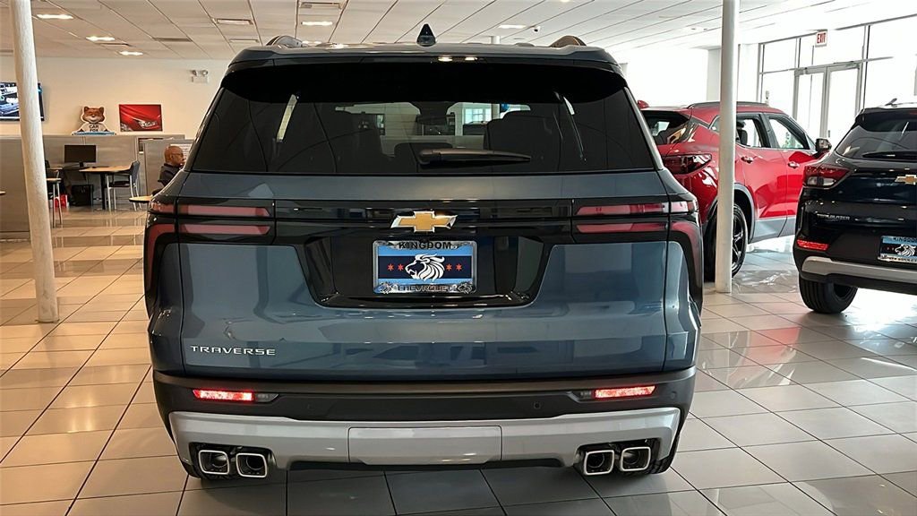 New 2026 Chevrolet Traverse LT w/ Sun and Wheel Package image 5