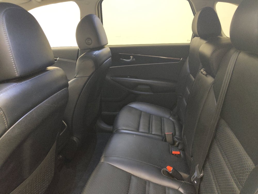 Used 2019 Kia Sorento EX AWD/4WD image 18