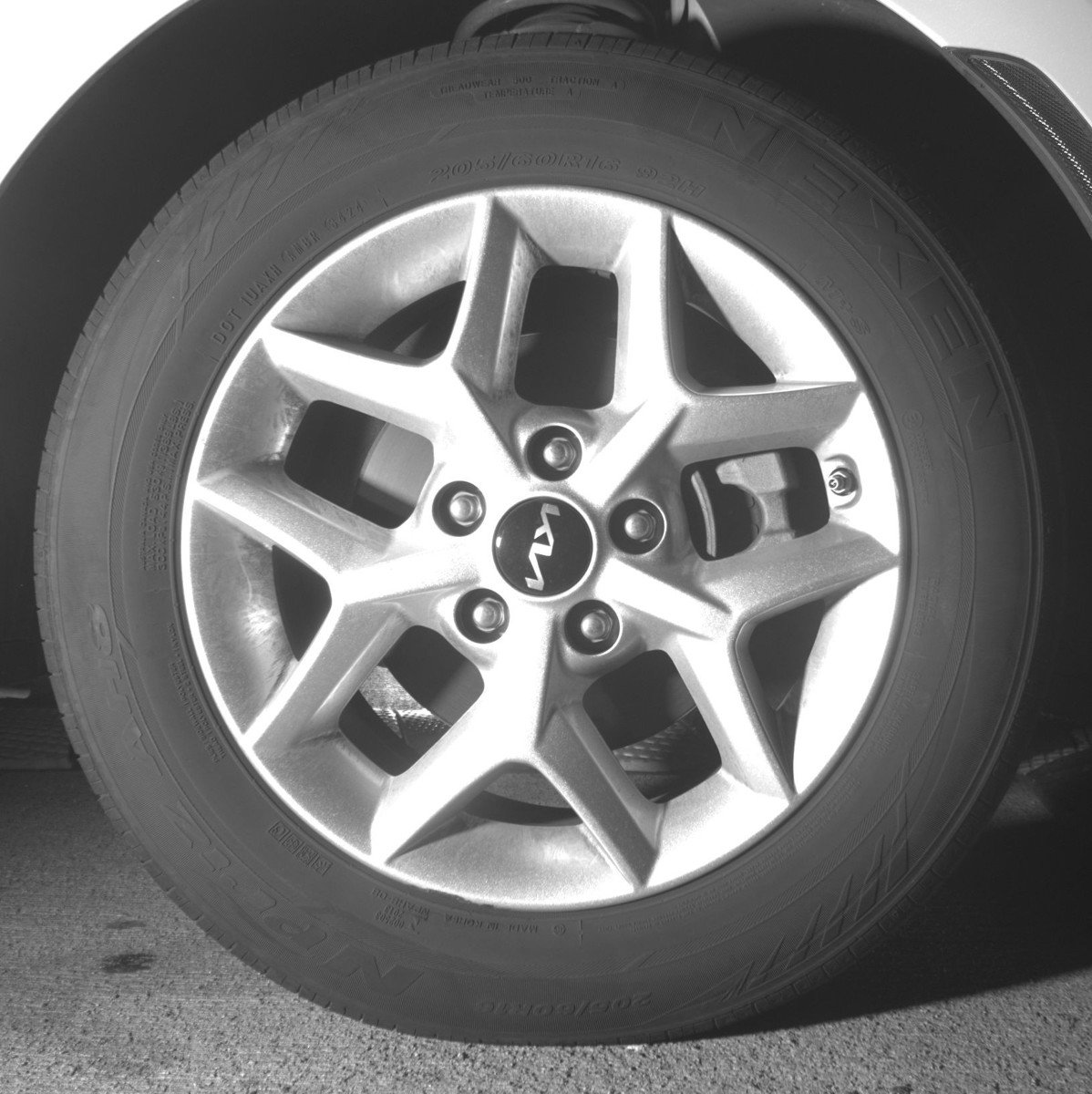 Used 2025 Kia Soul LX w/ LX Technology Package image 13