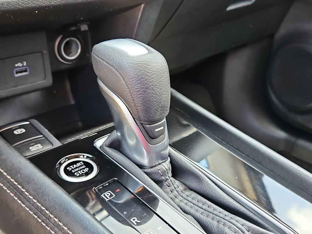 Used 2023 Nissan Kicks SV FWD image 21