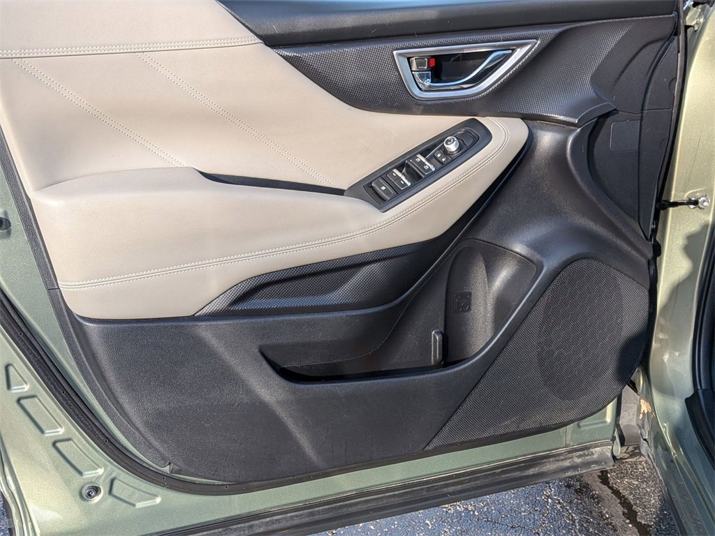 Used 2020 Subaru Forester Limited w/ Popular Package #3 image 9