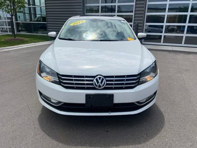 Used 2013 Volkswagen Passat TDI SEL Premium FWD image 2